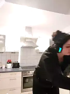 Gamergirl-Linela online show from February 2025 10:55:01 PM