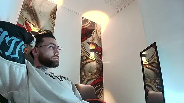 Luke davis01 online show from January 2026 01:16:02 PM