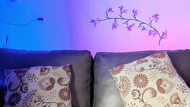 Snapshot of Sara_Falak chatting on December 2025 12:10:01 PM Sara Falak online show from December 2025 12:10:01 PM