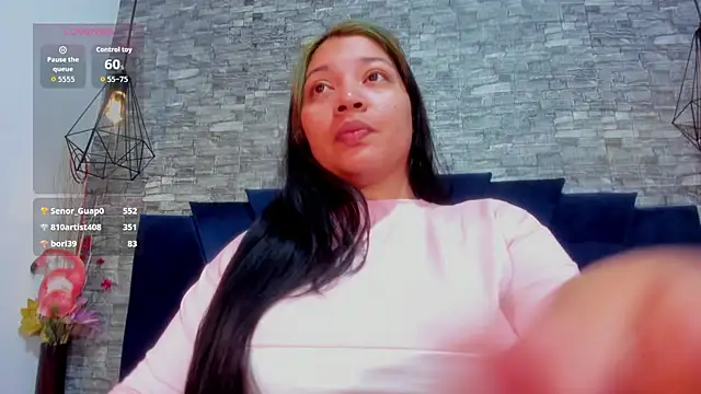 Sophia Brunett online show from February 2026 11:29:01 AM