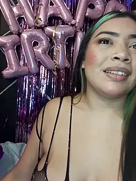 Sophia Brunett online show from May 2026 07:26:02 AM