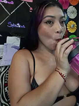 Sophia Brunett online show from June 2026 07:56:02 PM