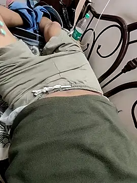 Snapshot of busy_kolkata chatting on February 2025 01:01:01 PM busy kolkata online show from February 2025 01:01:01 PM