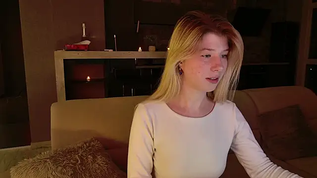 Bella amory online show from February 2025 08:42:01 PM