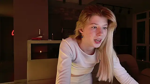 Bella amory online show from February 2025 11:44:01 PM