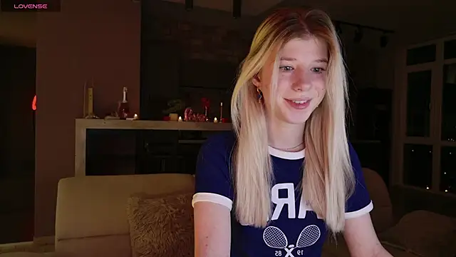 Bella amory online show from February 2025 01:21:02 AM