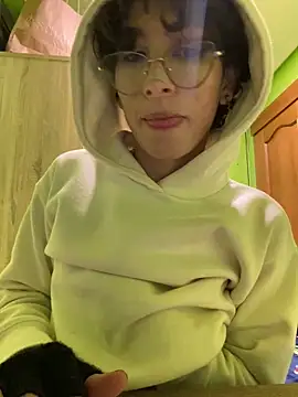 Snapshot of stormmart18 chatting on February 2025 10:22:02 PM stormmart18 online show from February 2025 10:22:02 PM