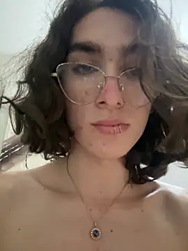 Snapshot of stormmart18 chatting on November 2025 01:30:01 AM stormmart18 online show from November 2025 01:30:01 AM