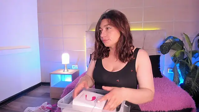  michonne  online show from November 2025 09:21:02 PM