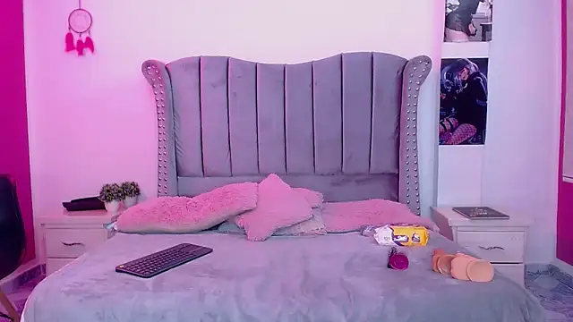 Snapshot of melody_toy chatting on September 2025 08:31:02 PM melody toy online show from September 2025 08:31:02 PM