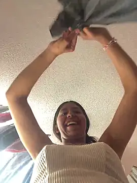 Snapshot of Venus_Day chatting on February 2025 04:36:01 PM Venus Day online show from February 2025 04:36:01 PM