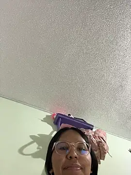 Snapshot of Venus_Day chatting on September 2025 02:27:02 AM Venus Day online show from September 2025 02:27:02 AM