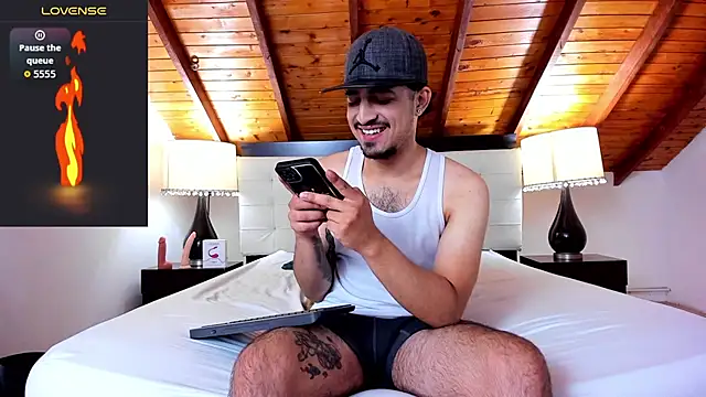 Snapshot of Sebastian_Berne chatting on November 2025 07:27:01 PM Sebastian Berne online show from November 2025 07:27:01 PM