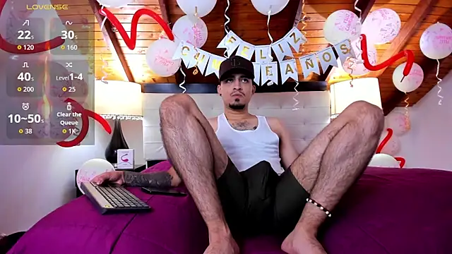 Snapshot of Sebastian_Berne chatting on February 2026 07:32:02 PM Sebastian Berne online show from February 2026 07:32:02 PM