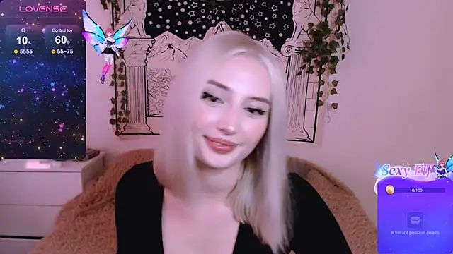 Snapshot of beauty_blonde chatting on February 2025 05:36:01 AM beauty blonde online show from February 2025 05:36:01 AM