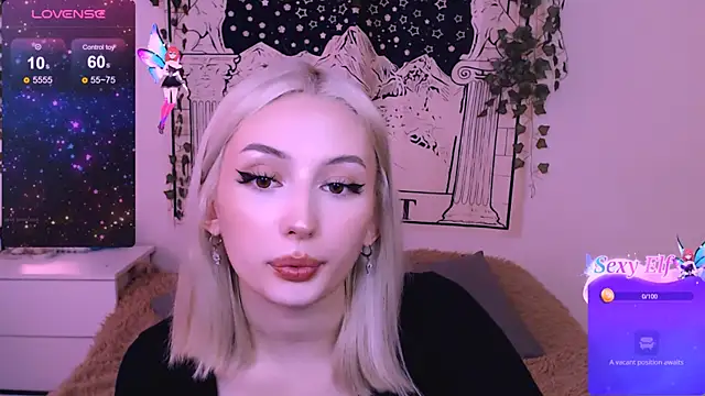 Snapshot of beauty_blonde chatting on February 2025 06:34:01 AM beauty blonde online show from February 2025 06:34:01 AM