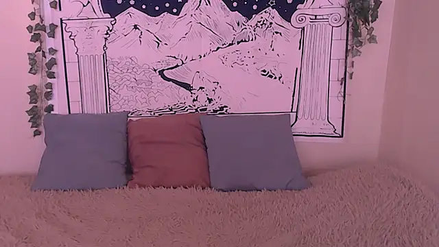 Snapshot of beauty_blonde chatting on March 2025 05:30:01 AM beauty blonde online show from March 2025 05:30:01 AM