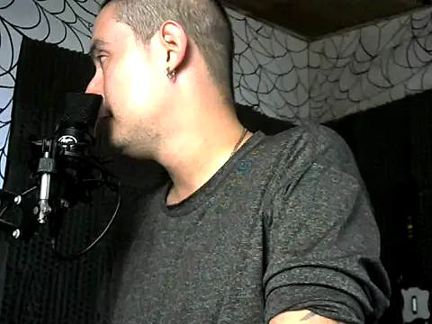 Snapshot of vampireathome chatting on February 2026 06:46:01 PM vampireathome online show from February 2026 06:46:01 PM