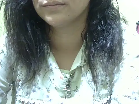 Your cutiepie  online show from October 2025 06:15:01 PM