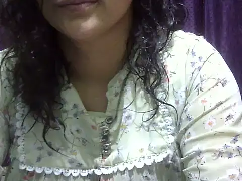 Your cutiepie  online show from June 2026 07:48:01 PM