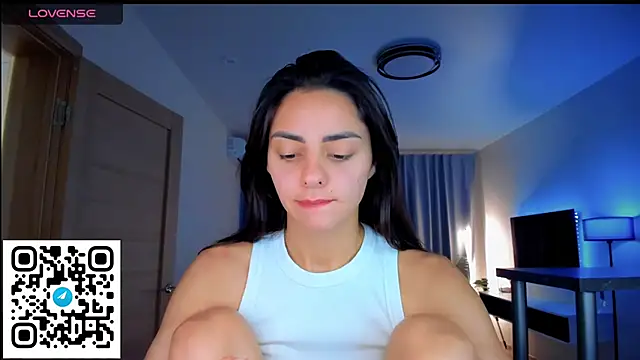 EmiliaZen online show from September 2025 04:06:01 PM