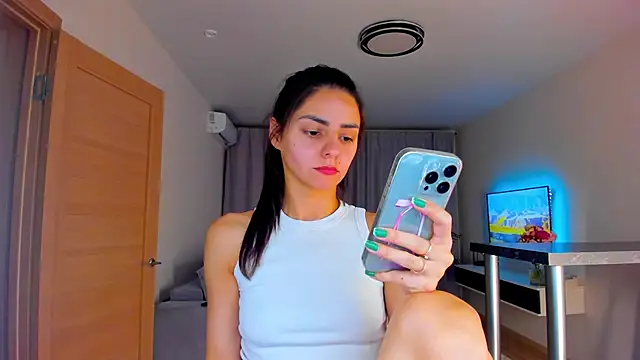 EmiliaZen online show from October 2025 05:24:02 PM