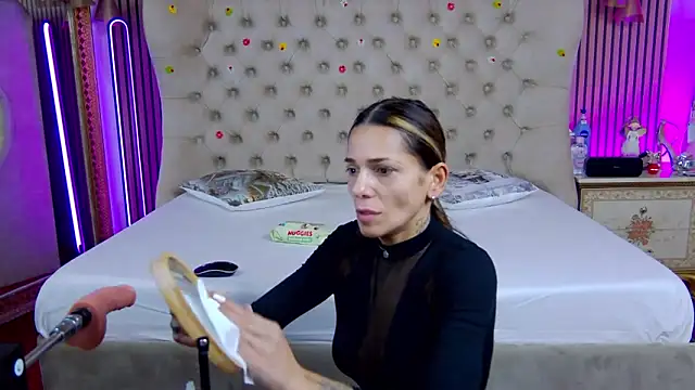 PlayfulShow online show from December 2025 06:52:01 AM