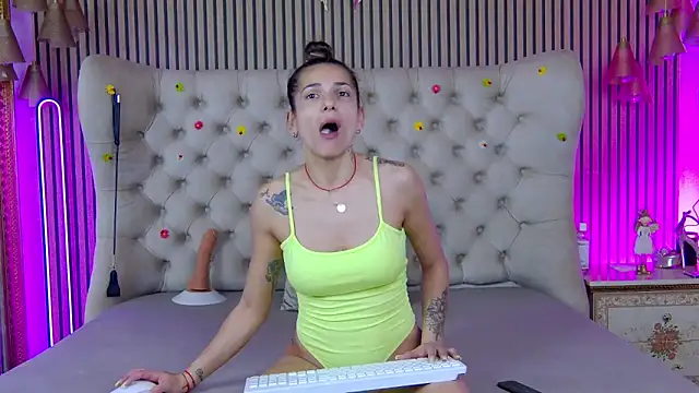 PlayfulShow online show from March 2026 12:43:02 PM