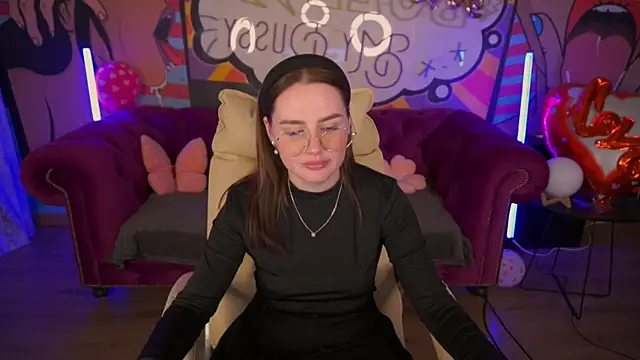 Snapshot of DivineJass chatting on March 2025 10:38:02 AM DivineJass online show from March 2025 10:38:02 AM