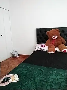 Snapshot of PenelopeMist chatting on February 2025 08:10:01 PM PenelopeMist online show from February 2025 08:10:01 PM