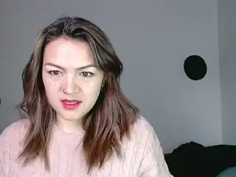 Snapshot of PenelopeMist chatting on March 2025 09:59:01 PM PenelopeMist online show from March 2025 09:59:01 PM