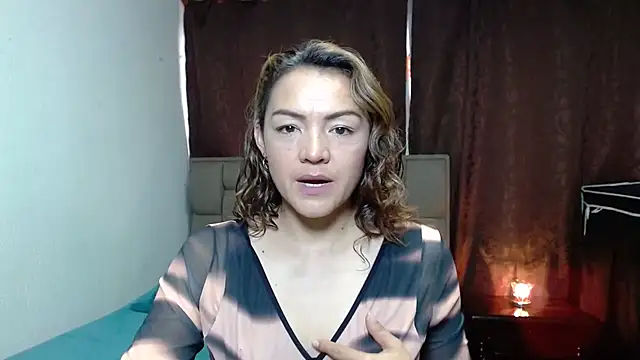 Snapshot of PenelopeMist chatting on October 2025 08:42:01 PM PenelopeMist online show from October 2025 08:42:01 PM