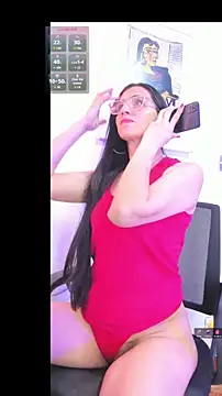 RachelsX online show from October 2025 06:48:01 PM