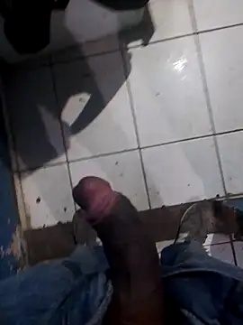 Snapshot of Ailton9865 chatting on September 2025 03:06:02 AM Ailton9865 online show from September 2025 03:06:02 AM