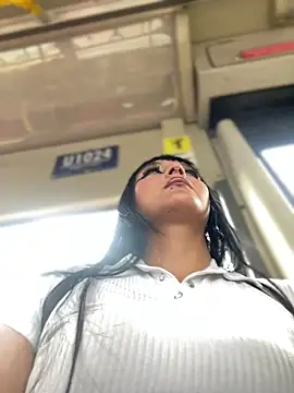 Snapshot of Dulce__Boyd chatting on November 2025 01:33:02 PM Dulce Boyd online show from November 2025 01:33:02 PM