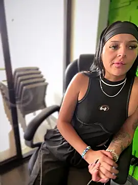 Snapshot of Dulce__Boyd chatting on January 2026 02:20:01 PM Dulce Boyd online show from January 2026 02:20:01 PM