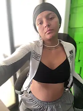 Snapshot of Dulce__Boyd chatting on March 2026 01:50:01 PM Dulce Boyd online show from March 2026 01:50:01 PM