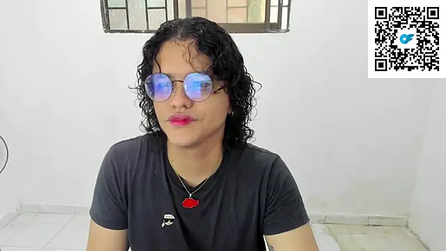 Diane blossom online show from November 2025 06:08:01 PM