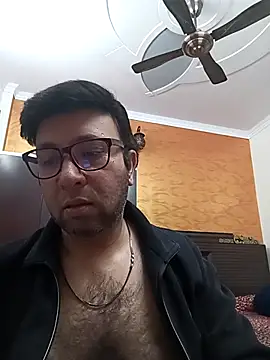 innocentboy1987 online show from February 2025 11:06:02 AM