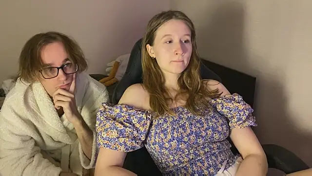 Sabrinaanddaniel online show from November 2025 10:53:02 PM