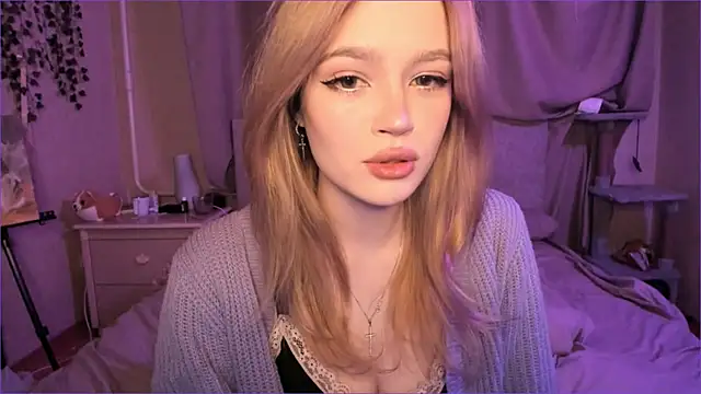 Snapshot of MiaRanki chatting on February 2026 08:34:01 PM MiaRanki online show from February 2026 08:34:01 PM