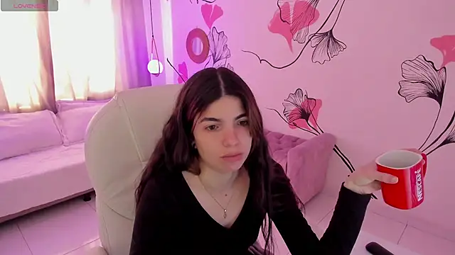 Isabela Fiorelli online show from April 2026 01:15:02 PM
