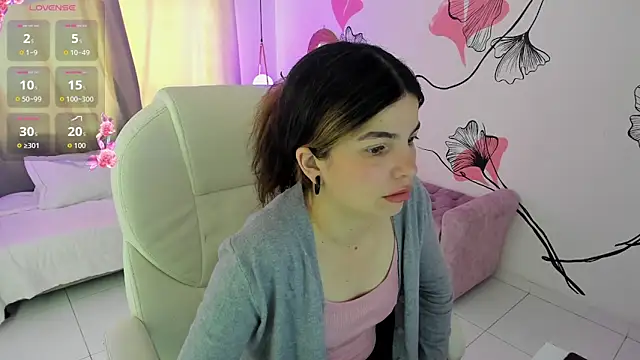 Isabela Fiorelli online show from May 2026 01:37:01 PM