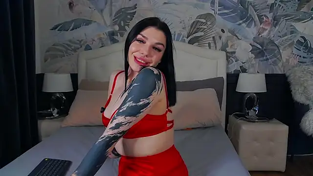 Snapshot of MaeveMoon chatting on October 2025 04:16:01 PM MaeveMoon online show from October 2025 04:16:01 PM