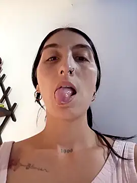 single mother indecent online show from October 2025 04:16:01 PM