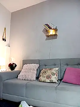 anahi evans19 online show from February 2026 02:07:01 PM