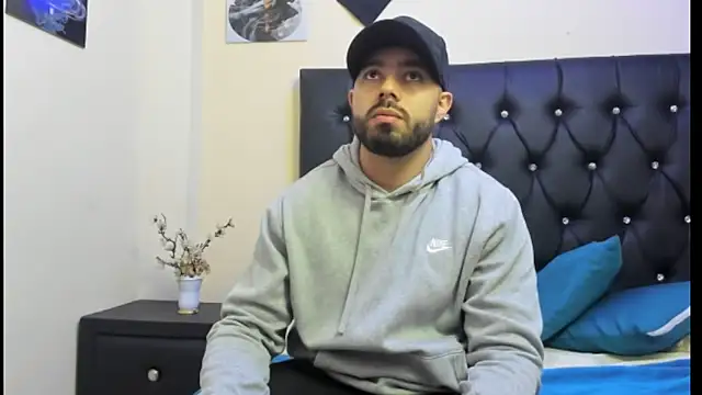 mikeblaree online show from February 2025 09:55:01 PM