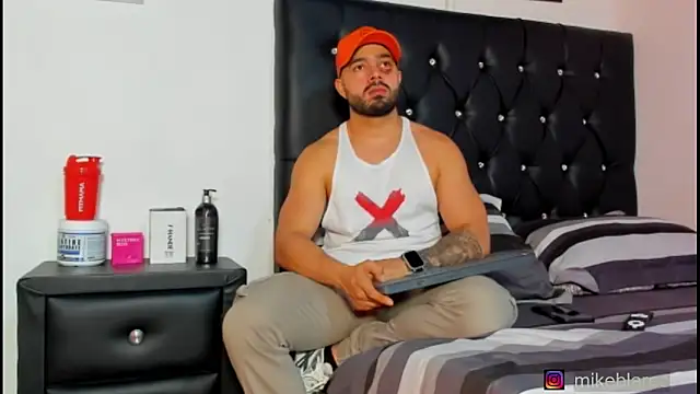 mikeblaree online show from March 2026 05:29:02 PM