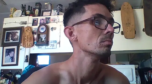 Snapshot of Invisibledickman chatting on February 2025 10:07:02 AM Invisibledickman online show from February 2025 10:07:02 AM