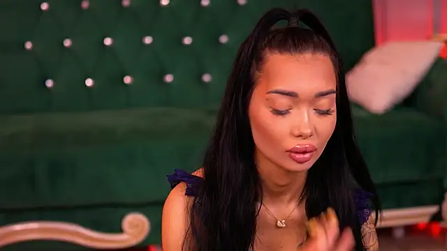 Snapshot of SashaFerrera chatting on March 2025 07:17:01 PM SashaFerrera online show from March 2025 07:17:01 PM